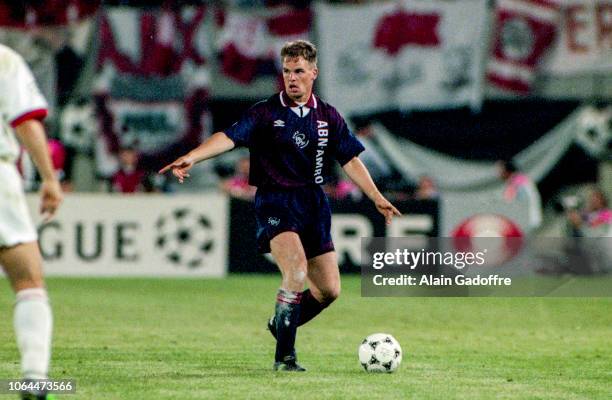 Franck De Boer of Ajax during the Champions league finale match between Ajax and Milan AC on May 25, 1995 in Ernst Happel stadium, Vienna.