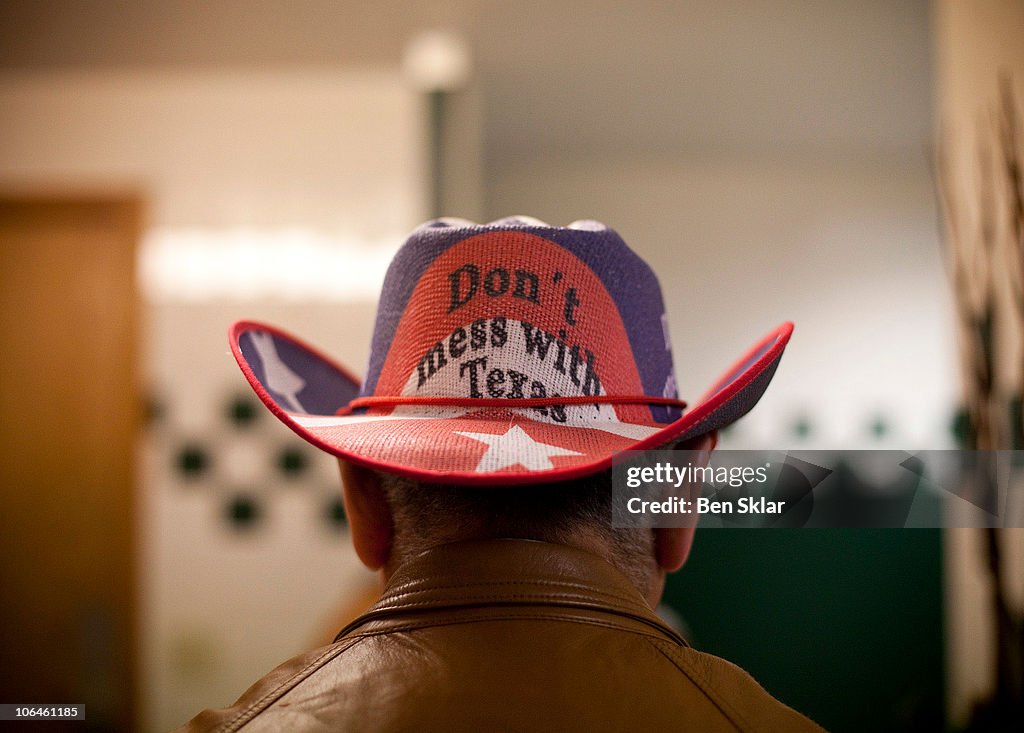 Rick Perry Awaits Election Results At Exotic Game Ranch