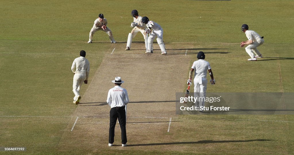 Sri Lanka v England: Third Test - Day Two