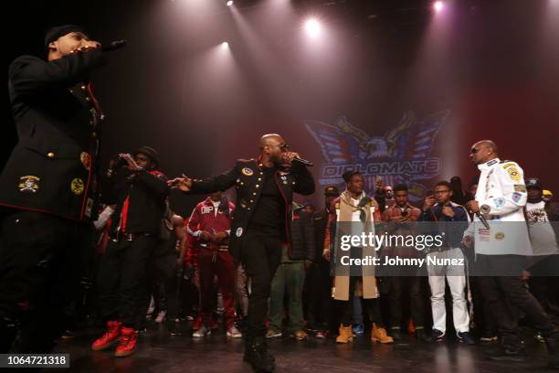 Juelz Santana, Freekey Zekey, and Cam'ron perform at The Apollo Theater on November 23, 2018 in New York City.