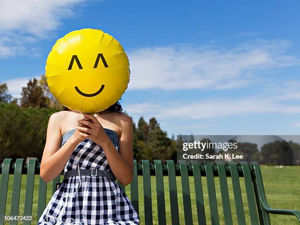 smile - woman smiley face stock pictures, royalty-free photos & images