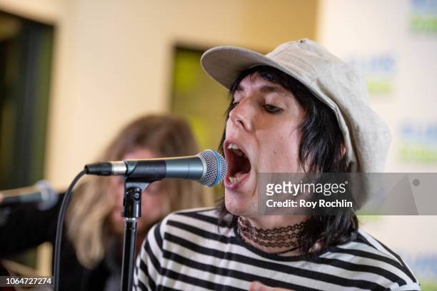 Luke Spiller of The Struts performs as they visit the Elvis Duran show at Z100 Studio on November 07, 2018 in New York City.