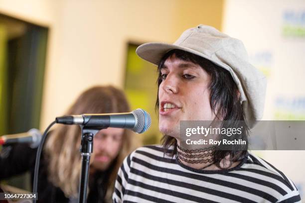 Luke Spiller of The Struts performs as they visit the Elvis Duran show at Z100 Studio on November 07, 2018 in New York City.