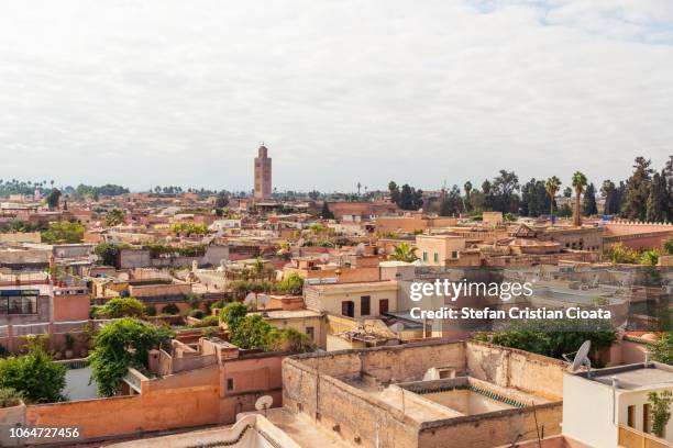 view over marrakesh, morocco - marrakesh stockfoto's en -beelden