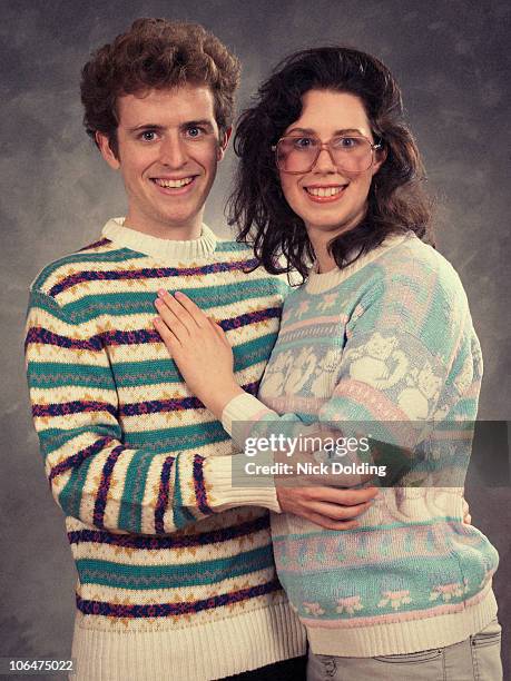 retro27 - retro couple stock pictures, royalty-free photos & images