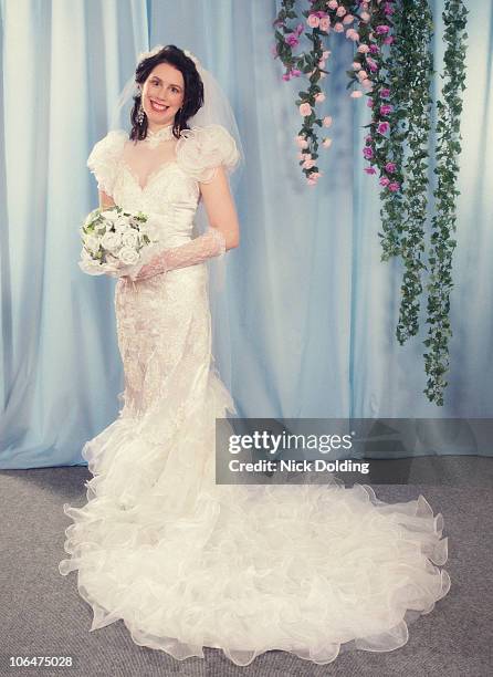 retro25 bride in big wedding dress - 80s wedding stock pictures, royalty-free photos & images