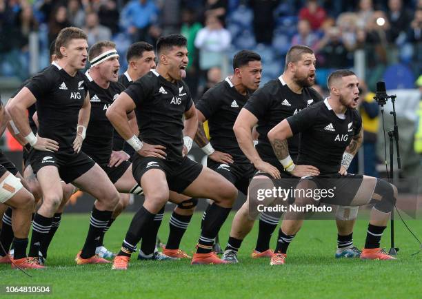 Perenara of the All Blacks leads the haka during the International Rugby match between the New Zealand All Blacks and Italy at Stadio Olimpico on...