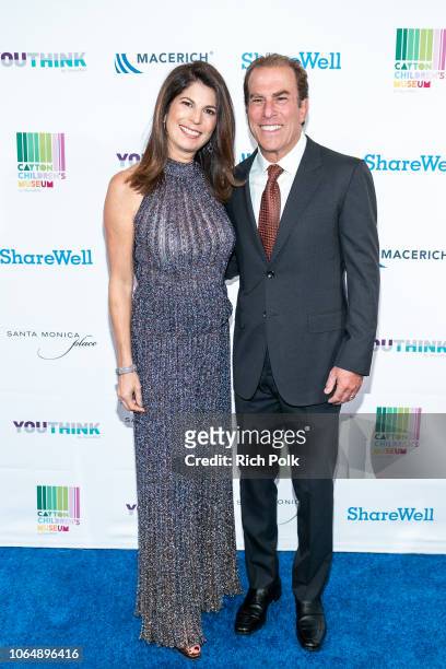 Andrea Cayton and Barry Cayton arrive at the annual ShareWell/Zimmer Children's Museum Discovery Award Dinner at Skirball Cultural Center on November...