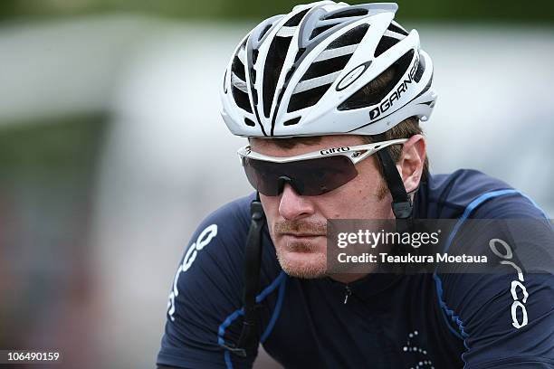 Floyd Landis of USA prepares for Stage Six of the Tour of Southland on November 4, 2010 in Invercargill, New Zealand.