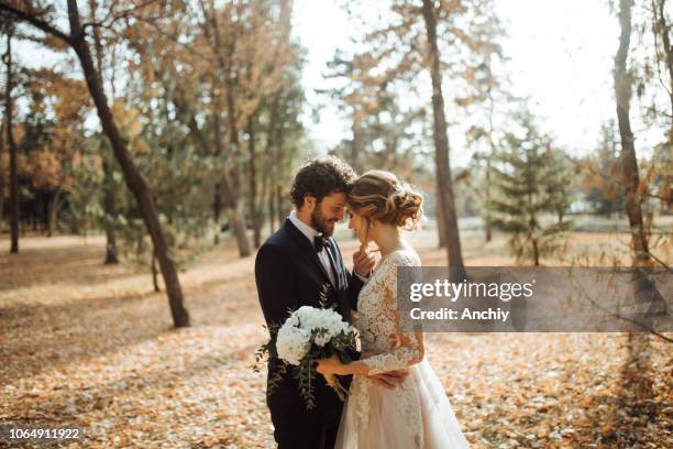 fotos e imágenes de Casados - Getty Images fotos e imágenes de Casados - Getty Images