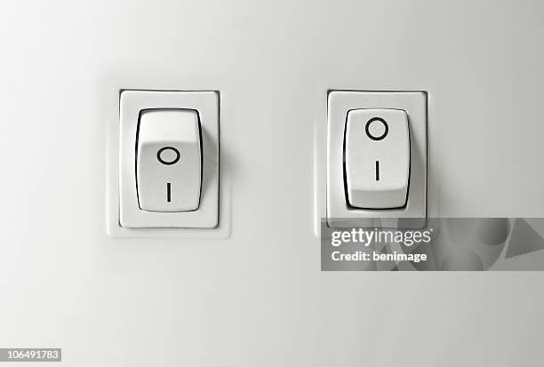 botão interruptor on/off - interruptor imagens e fotografias de stock