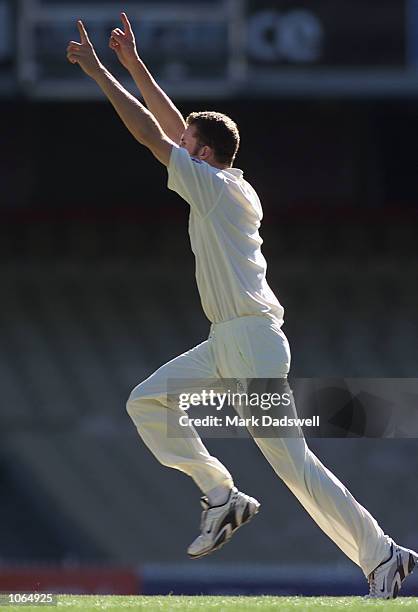 Paul Rofe 44 Paul Rofe (Cricketer) Stock Photos, High-Res Pictures, and Images ...