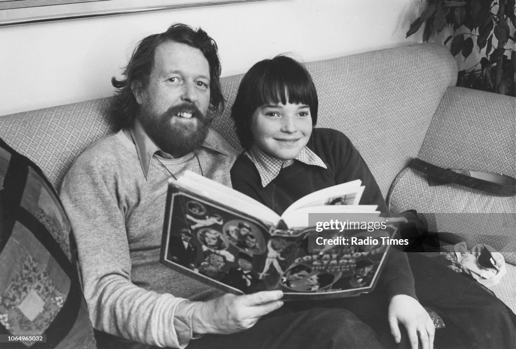 Willie Raston Portrait of actor and comedian Willie Rushton and his son Toby ...
