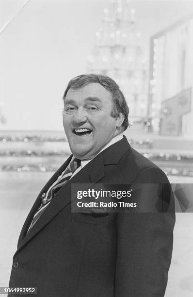 Comedian Les Dawson on the set of the television show 'Blankety Blank', December 1984.