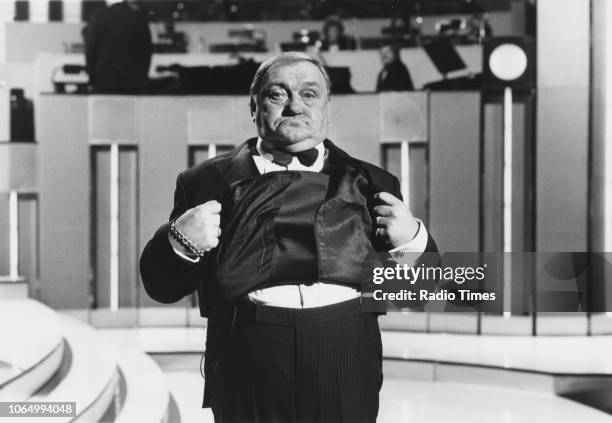 Comedian Les Dawson pictured on the set of the television series 'The Les Dawson Show', September 23rd 1989.