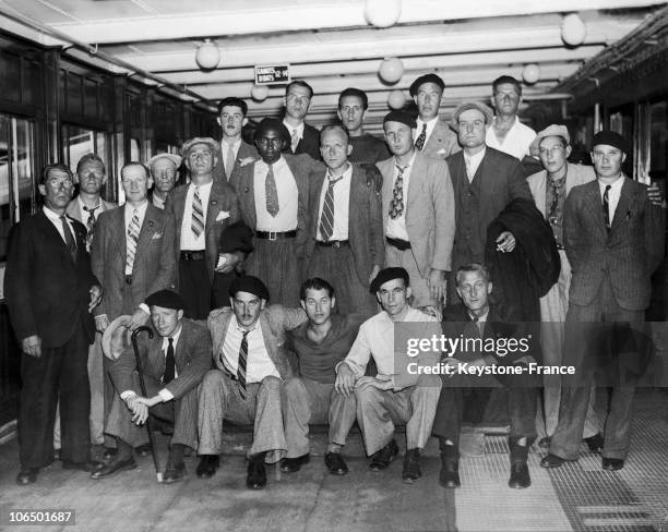 American Veterans Of The Lincoln Brigade On The Ship Champlain In New York In July 1938 Upon Returning From Spain Where They Were Voluntary...