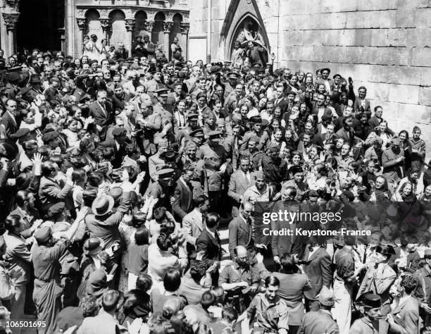 The Crowd Greeting Generals Franco And Mola As They Were Heading For The Cathedral Of Burgos On August 19, 1936.\For The First Time, The...