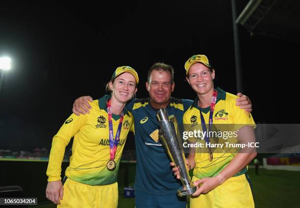 Rachael Haynes of Australia, Matthew Mott, Head Coach of Australia and Meg Lanning, Captain of Australia celebrate during the ICC Women's World T20...