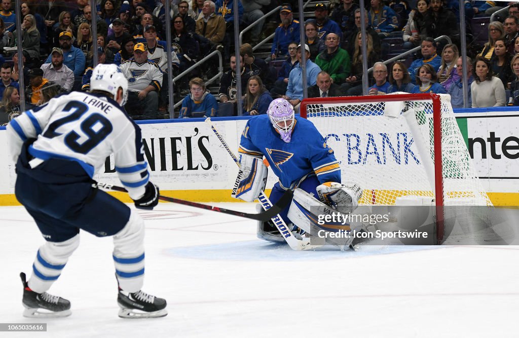 NHL: NOV 24 Jets at Blues