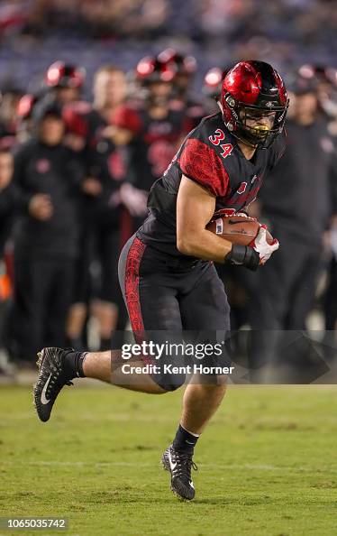 Isaac Lessard Isaac Lessard of the San Diego State Aztecs catches the ball in the ...