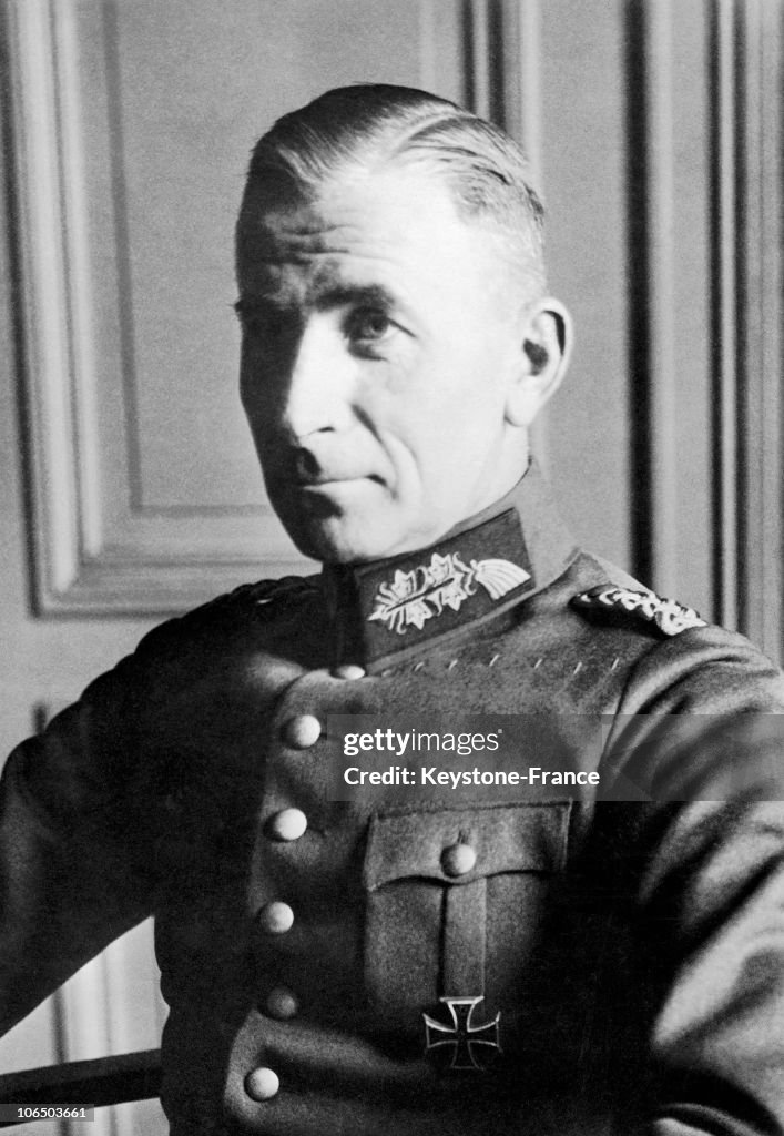 Wwii, Germany. General De Panzer Divisions Paul Hausser