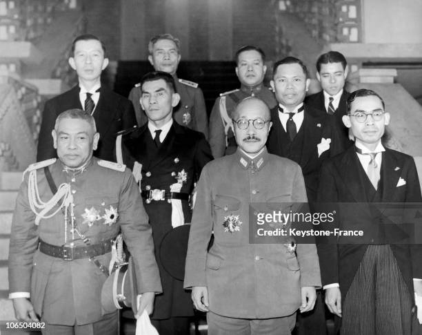 General And Japanese Prime Minister Hideki Tojo Receives In Tokyo The Lieutenant-General Phya Phahol Pholphaynha Sena, Chief Of The Thai Delegation...