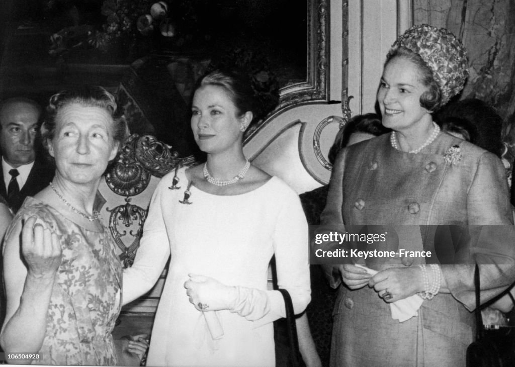 Baroness Seilliere, Grace Of Monaco And La Begum 1965