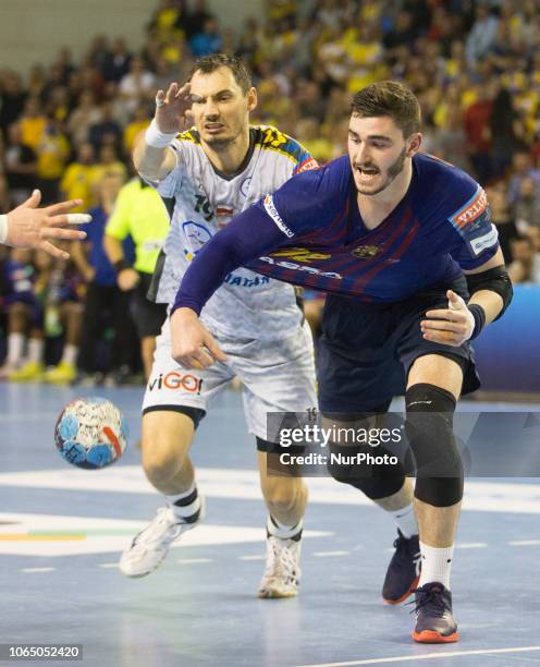 Krzysztof Lijewski vies Ludovic Fabregas during EHF Velux Handball Champions League match between Vive Kielce and Barca Lassa in Kielce, Poland on 24...