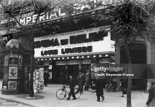 First Film In Relief Following Method By Louis Lumiere At The Imperial Palace, June 1936.