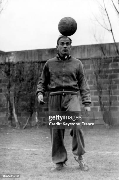 Real Madrid'S Argentinian Player Alfredo Di Stefano.