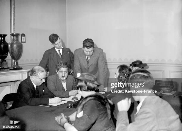 The Minister For Domestic Affairs Meeting On June 20Th 1936 The Employees Of Parisian Big Deparment Stores, On A Long Run Strike Despite The Matignon...
