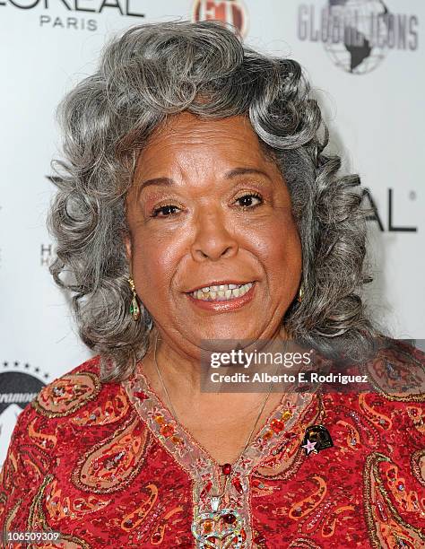 Actress/singer Della Reese arrives to the Hollywood Walk of Fame's 50th Anniversary Celebration on November 3, 2010 in Hollywood, California.