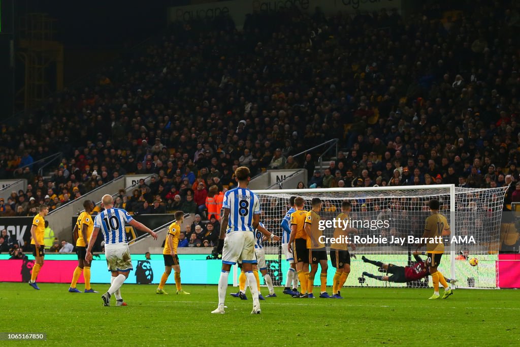 Wolverhampton Wanderers v Huddersfield Town - Premier League