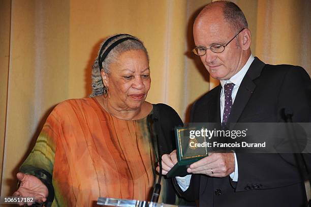 Author and Nobel Prize in literature winner Toni Morrison receives the Honor Medal of The City of Paris at Mairie de Paris on November 4, 2010 in...