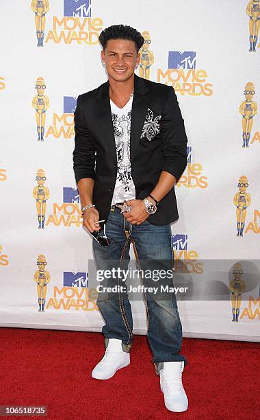 Pauly Del Vecchio arrives at the 2010 MTV Movie Awards at Gibson Amphitheatre on June 6, 2010 in Universal City, California.