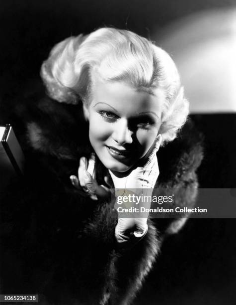 Actress Jean Harlow in a scene from the movie "The Girl from Missouri"