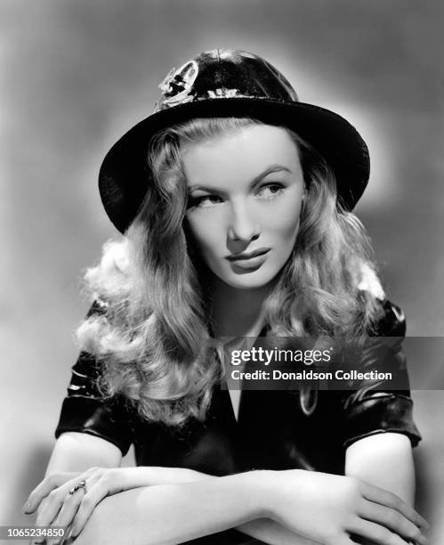 Actress Veronica Lake in a scene from the movie "This Gun for Hire"