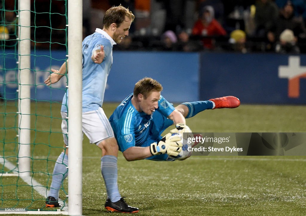 Sporting Kansas City v Portland Timbers: Western Conference Finals - Leg 1