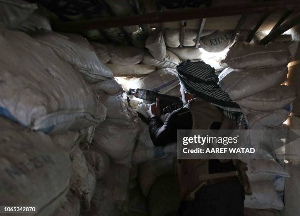 Syrian Machine Gun Position Photos and Premium High Res Pictures - Getty Images