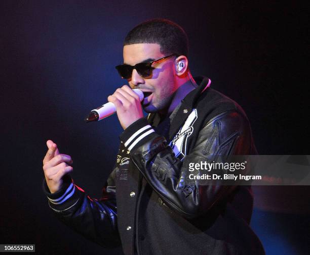 Recording artist Drake performs in concert at Gibson Amphitheatre on November 4, 2010 in Universal City, California.