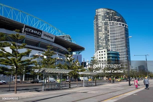 docklands stadium in melbourne, australien - docklands stadion melbourne stock-fotos und bilder