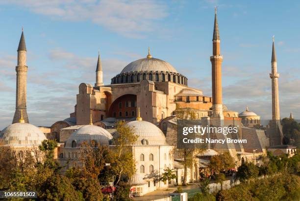 hagia sophia in istanbul turkey. - santa sofia fotografías e imágenes de stock