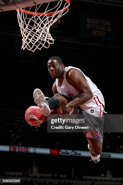 Rim Rocker Milwaukee Bucks Rim Rockers Photos and Premium High Res Pictures ...