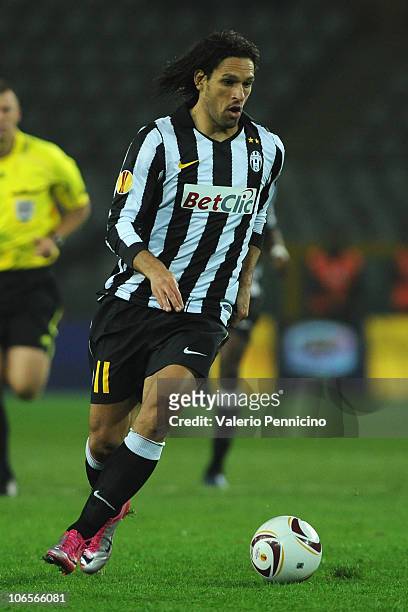 Carvalho de Oliveira Amauri of Juventus FC runs with the ball during the Uefa Europa League group A match between Juventus FC and FC Red Bull...