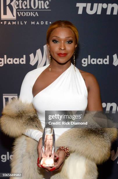 Rising Star Award recipient, Amiyah Scott celebrates accelerating acceptance for the LGBTQ community at the GLAAD Atlanta Gala in partnership with...