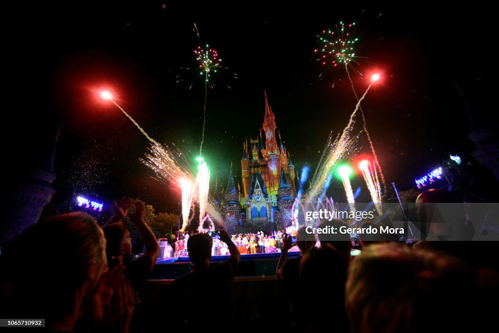 Mickey's Very Merry Christmas Party!