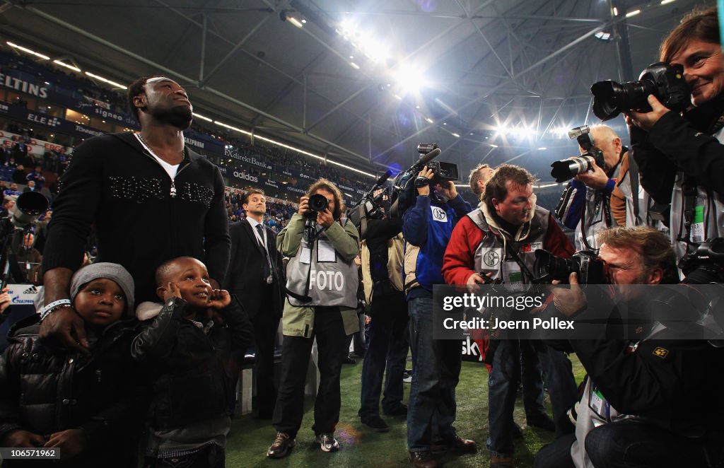 FC Schalke 04 v FC St. Pauli - Bundesliga