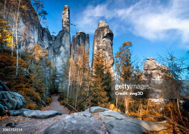 national park adrspach-teplice rocktown - autumn czech republic stock pictures, royalty-free photos & images