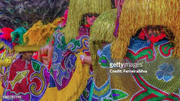 zeichen der ländlichen maracatu in nazaré da mata, innere stadt des bundesstaates pernambuco, im karneval 2016 - pernambuco state stock-fotos und bilder