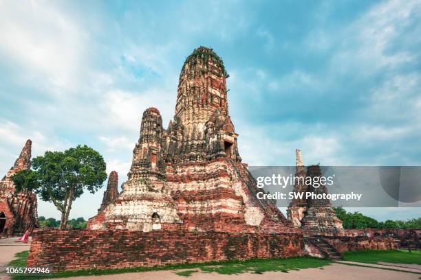 wat chaiwatthanaram - sukhothai foto e immagini stock